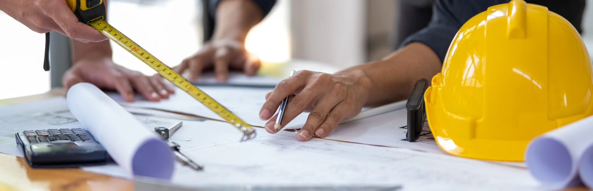 Commercial Design & Build breadcrumb hero@1x